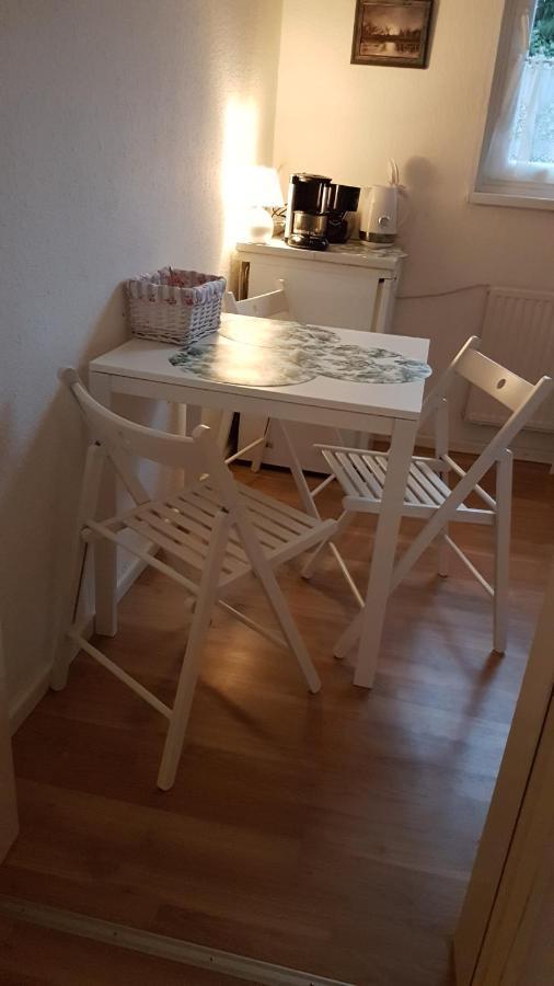 Wulsbuttel Kuenstler Ferienwohnung 3 Zimmer Kueche Bad Zentrale Lage מראה חיצוני תמונה