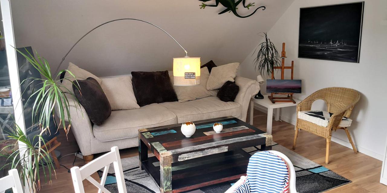 Wulsbuttel Kuenstler Ferienwohnung 3 Zimmer Kueche Bad Zentrale Lage מראה חיצוני תמונה