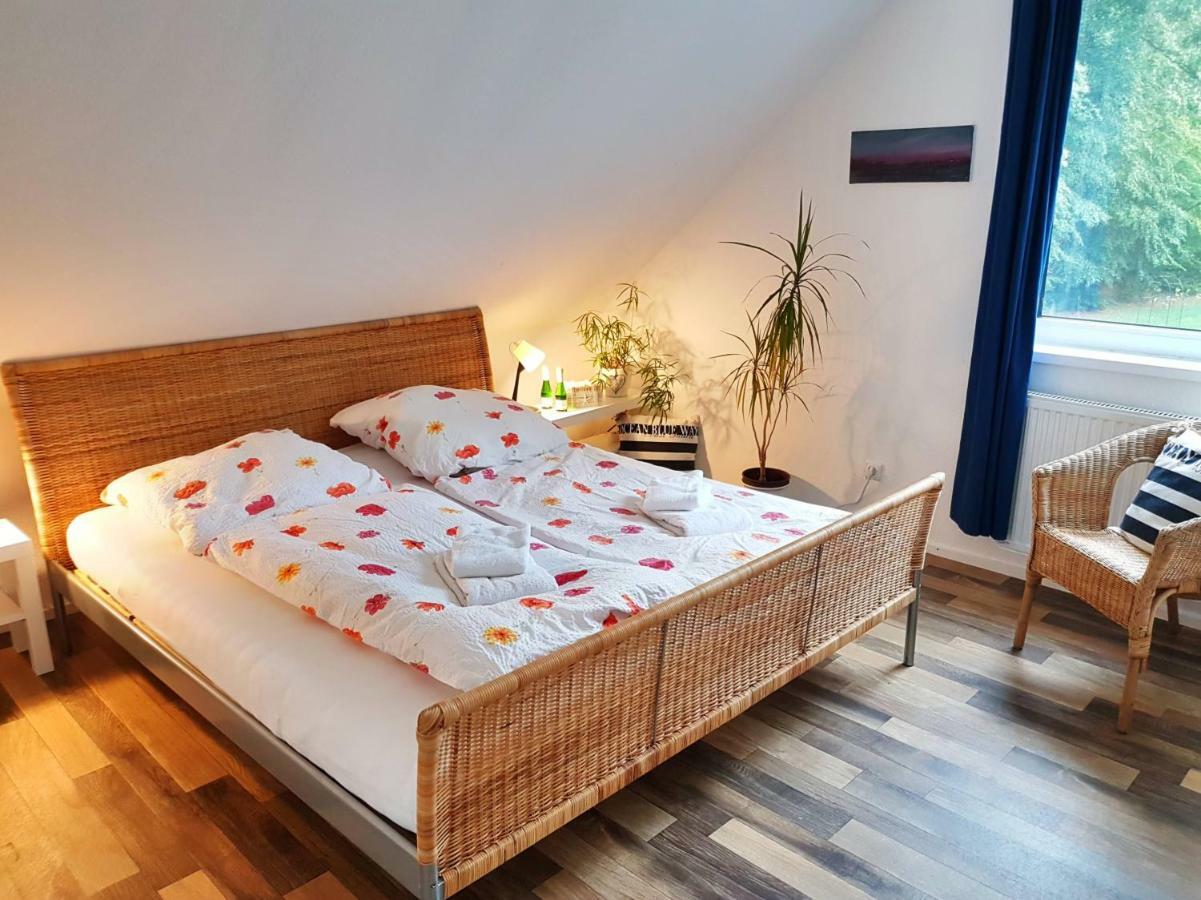 Wulsbuttel Kuenstler Ferienwohnung 3 Zimmer Kueche Bad Zentrale Lage מראה חיצוני תמונה