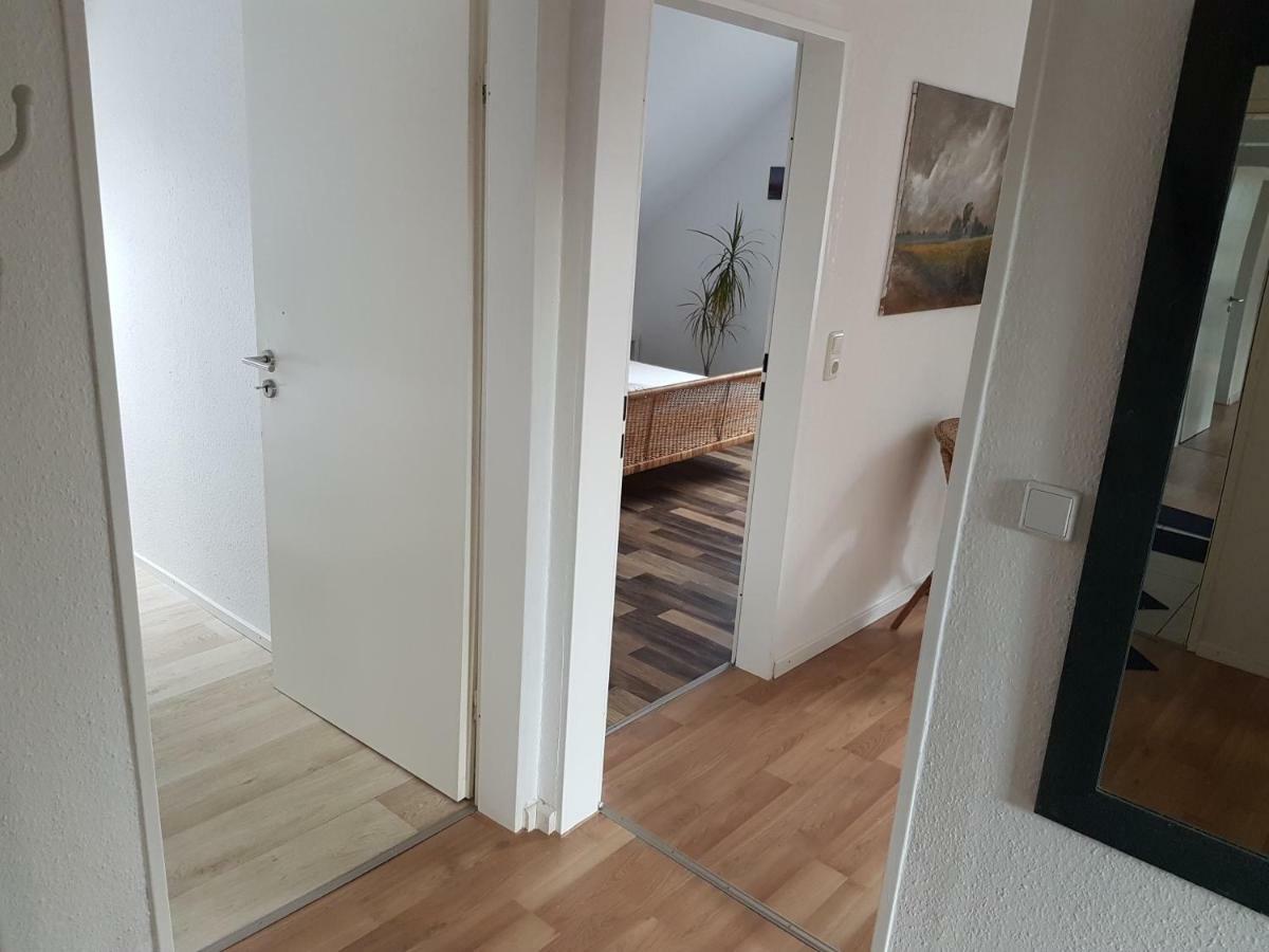 Wulsbuttel Kuenstler Ferienwohnung 3 Zimmer Kueche Bad Zentrale Lage מראה חיצוני תמונה