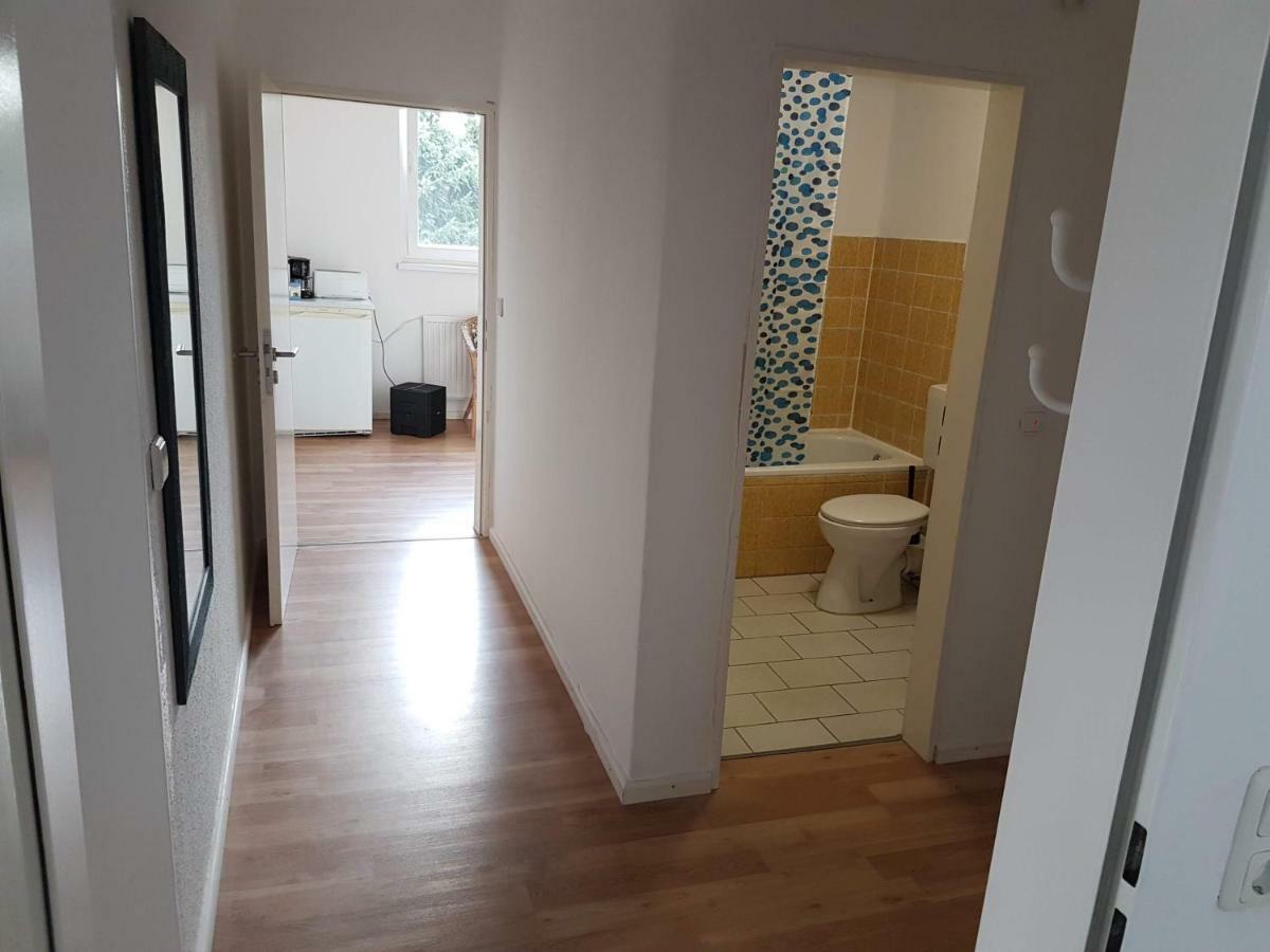 Wulsbuttel Kuenstler Ferienwohnung 3 Zimmer Kueche Bad Zentrale Lage מראה חיצוני תמונה
